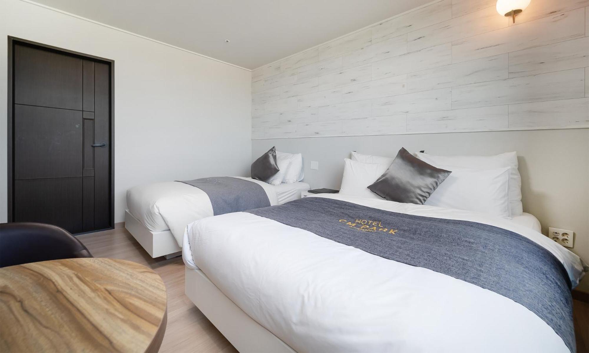 Cm Park Hotel Andong Exterior photo