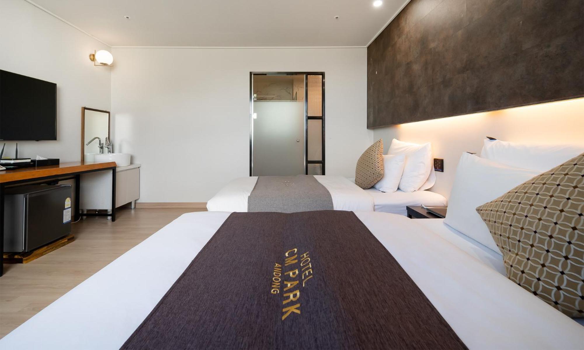 Cm Park Hotel Andong Exterior photo